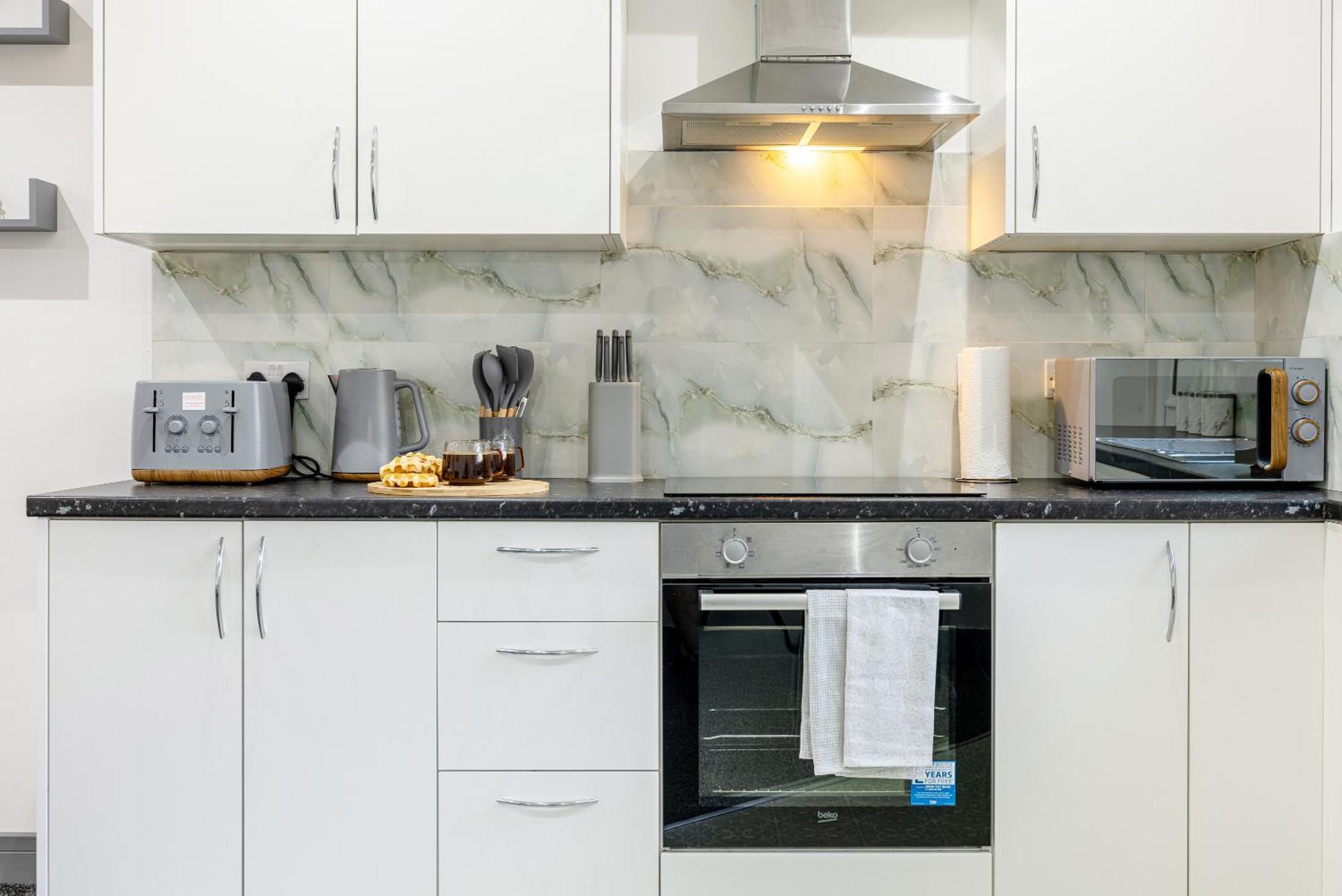 Rnm - Upgraded Business Stay For Travelling Contractors, All Amenities, Private Access Entire Place, Kitchen & Washroom, Smart Tv, Easy Access, Parking Nearby Cradley Heath 외부 사진